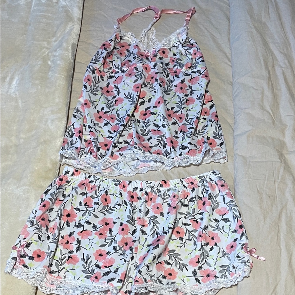 Marilyn Monroe Pink Floral Pajama Set
